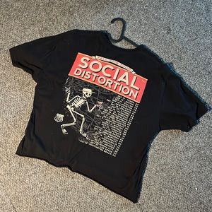 Social distortion crop tee